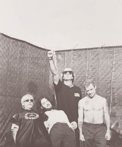 livingthereinaflower:   red hot chili peppers 
