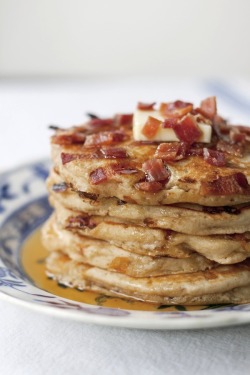 crankyoldbastard:  kstie:  There is not reason to tempt me so. No reason. Plus, I’m out of bacon!   Holy fuck, is this bacon pancakes!?Get in my belly!!!!!