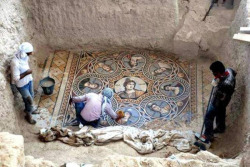 sixpenceee:  Archaeologists discovered three unique mosaics at the Ancient Greek city of Zeugma, in south Turkey, near the borders of Syria. The mosaics, which were recovered in excellent condition, belong to the 2nd century B.C.  The first mosaic depicts