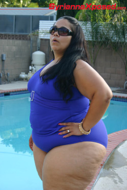 rbon294:  fabulousandthick:             Syrianna Exposed  She’s is just gorgeous!!  BBW Big Butt Fatty SSBBW 