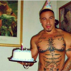 shakeemb:  peacelovedarii:  This man is puerto rican sexy and the tattoos work on this man Rican Romeo = Yes Gawd  Sex men I see 