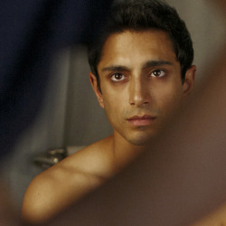 edsonlnoe: “I’m doing this for quite personal reasons, because it’s cathartic. I’ve got certain things on my chest and I need to work them out and articulate them.” — Riz Ahmed [×]