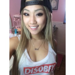 selfieasiangirl:  Cute selfie Asian girl hot body.More Cute Asian Tweets 