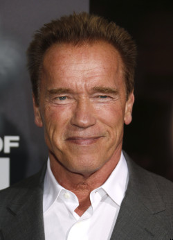 Maszületettbárány:  Arnold Schwarzenegger (1947)