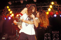 rock-basstard:  Chris Cornell and Eddie Vedder