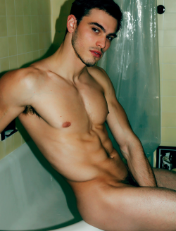 ohthentic:  christos:David Howland by Joseph Lally – American Youth  Oh