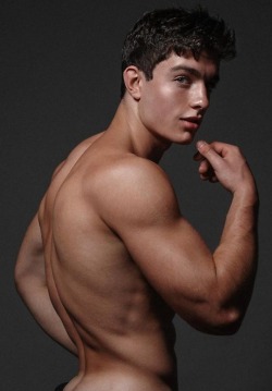 themitchme:  Keith Laue by Cody Kinsfather