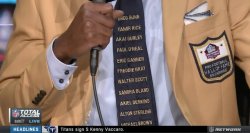 toshiagain: During his induction into the Pro Football Hall of Fame last night, Randy Moss, formerly a wide receiver for the Minnesota Vikings and New England Patriots, wore a tie with the names of African Americans who have been slain by police officers