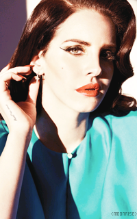 Lana Del Rey Tumblr_n1x5leUXg31sqaaz9o7_250