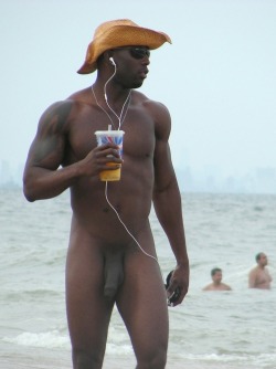 ethnicmen:  Bufff! big dicked black stud caught at nudist beach…  Follow the hottest Ethnic Men in the World! www.ethnicmen.tumblr.com 