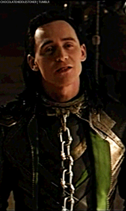  Is it "Loki, your Tom is showing…" or "Tom, your Loki is showing.." 