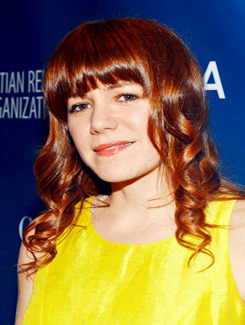 michellewilliamss:   Jenny Lewis attends the 2nd Annual Sean Penn and Friends Help Haiti Home Gala - January 12, 2013.  