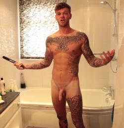 fuckustevepena:  He’s NAKED!: Tattooed X Factor UK contestant Ellis Lacy measures his cock / penis pump review:   Watch: http://youtu.be/71AwwUhIQ2s 