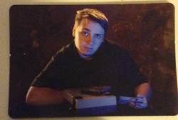 SO A FRIEND OF MINE FOUND A SENIOR PICTURE FROM HIGH SCHOOL IN ANOTHER FRIENDS OLD ROOM OF ME. OH GOD LOOK AT THIS LOSER! D8