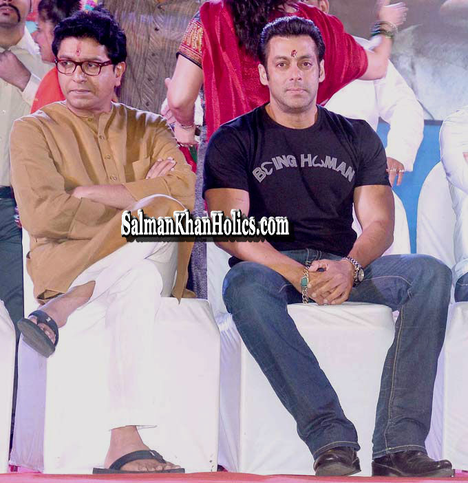★ Salman Khan with Raj Thackeray, Nitin Sardesai, and Sajid Nadiadwala during the Koli Mahotsav (November 22, 2013) ! Tumblr_mwy8guo7ZA1qctnzso8_1280