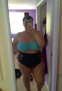 curvingchloe:  just a little fatkini pic from this summer to remind me of warmer days ☀️