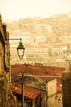 breathtakingdestinations:  Porto - Portugal (von Breno Peck)
