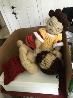 wizardbones:  my younger cousin crocheted judith beheading holofernes for an art contest &amp; i am SO tickled by it 