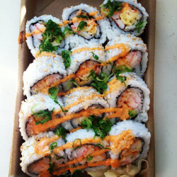 pokec0re:  love sushi