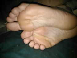 Sexiest soles and toes.