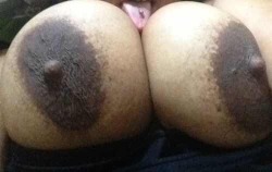 footz69:  Battle of the areolas!!!! 