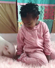lumpyrug:BABY GIRL AND PIGGY. MY HEART CAN’T HANDLE. OH LORD.