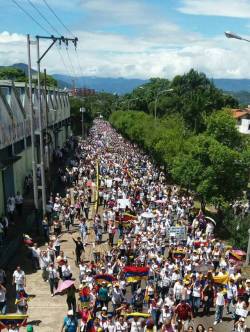 wegotaproblem17:This is the “Women March against repression” in my country(Venezuela) We are marching for our rights,for our freedom of choice and speech. We want our constitution be respect. We march because we are tired of this communist regimen.