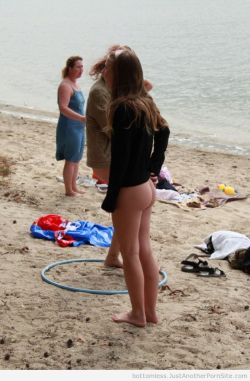 bottomlessbeauties: Sweet Bottomless Nudist Haley Exposed at the Beach (7) More Bottomless Images at bottomless.JustAnotherPornSite.com  