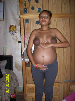 birthwatch:sadic000: Karla Mexican preggo girl with huge dark areolas, like eme so much her Huge Areolas.   My favorites always have been the ones that cover the entire front of the boob  uuuuuiiiii!!!