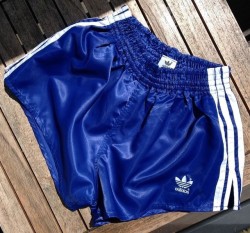 Adidas shorts fan