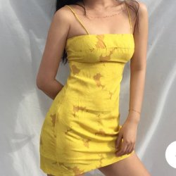 thegolddig:  Sunflower pattern mini dress(more information, more gold)