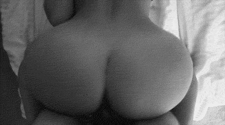 imdemetrialynn:  nzurianne:  alittlemoreillah:  I see why dudes like hittin it from the back.  Yes, It’s a beautiful thing  sex is art. take ur time &amp; hold on to it…