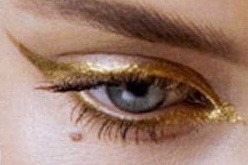 miss-mandy-m:  Makeup Mondays:  Liquid gold inspo from makeup artist Cathyanne Mac Allister