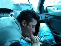 arthusetnico:  blowjob in the car while it’s raining
