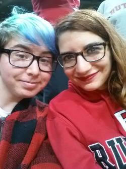 actualprotag:  didnt really take pictures but i was in NJ for a week with @bisexualhamilton! first pic is cheering on rutgers gals basketball and second is an attempted tribute to my infamous rhino ass selfie from last summer (we are posing with the ass