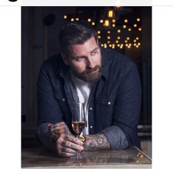 #regram from @lukewessman. The look in a mans eyes says it all. The premises of the photo is men who drink rosé. I have more admiration for men who aren&rsquo;t afraid to admit they like different things than just &ldquo;manly&rdquo; drinks or activities.