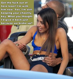 Aubrey Plaza mean ex-girlfriend keyholder.