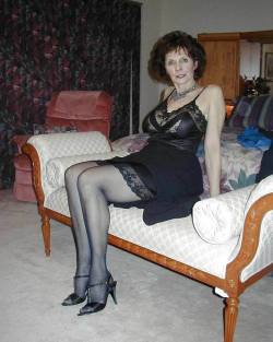 beautifulgrandmas:  http://beautifulgrandmas.tumblr.com/  Come sit beside me dear and tell Grandma all about that mean girl you had a date with that left you all hard and throbbing. And let&rsquo;s see if Grandma can make that swelling go down.