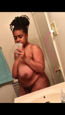 papislilhoes:  Who wants some big ass titties…..38F with a 5'1 frame and big ass nipples lovely 👀❤️🙌🏾 Kim