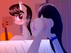 jcosneverexisted: crashgall: Octavia Melody a little confused… Hehe :3 Beautiful ♥♥♥♥♥  Mmnf~