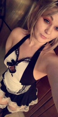 omgitswhitneywisconsin:  You guys reblogged my anal photos 250+ times. I love when you guys shower me with support. As promised, my anal video will be up within 10 minutes. I made it super long, those of you who followed me know I’m famous for short