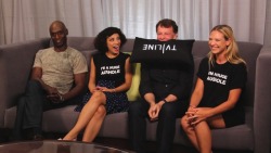 poliviaismyotp:  this cast is the best, i love this photo so much! lmao john also anna and jasika’s shirts 