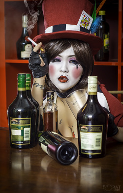 nsfwgamer:  sharemycosplay:  Yugana Senshi Uon as Mad Moxxi from #Borderlands. #cosplay #videogames https://www.facebook.com/yuganasenshihttp://instagram.com/yuganasenshihttps://www.facebook.com/MrForatShot (Photographer) Interviews, features and more.