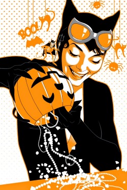 xombiedirge:  Catwoman #35 Halloween Variant by Joshua Middleton