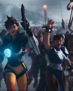leftcircle:  Ambra and El Dragon are movie stars now! As seen in the Ready Player One trailer.  (Photos yoinked from @kiseksart)  why’d they include the one bad character out of battleborn?