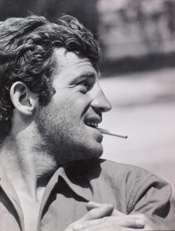 Smoking hot - Jean-Paul Belmondo.