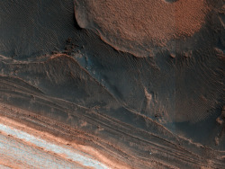 beautifulmars: Caption Spotlight (27 June 2018): Ice Block Avalanche    – HiRISE has been re-imaging regions first photographed in 2006 through 2007, six Mars years ago. This long baseline allows us to see large, rare changes as well as many smaller