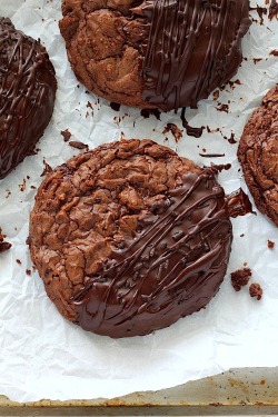 do-not-touch-my-food:  Chocolate Glazed Double Chocolate Chip Cookies