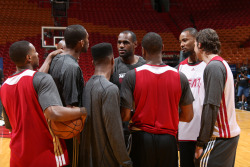 nba:  LeBron James of the Miami Heat talks to the team during practice as part of the 2013 NBA Finals on June 8, 2013 at American Airlines Arena in Miami, Florida. (Photo by Joe Murphy/NBAE via Getty Images)  Get on it for Game 2, please