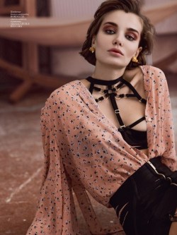 thelingerielovely:  soft with an edge daria konovalova by angelo d’agostinon with styling by olga yanul for vogue ukraine